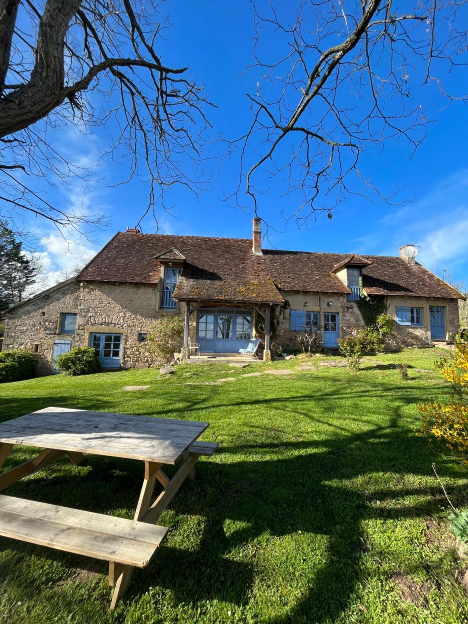 Gite De La Doit, En Pleine Campagne, Pour 14 Pers Saint-Marcelin-de-Cray Exteriér fotografie